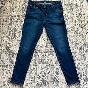 Old Navy Rockstar Mid Rise Skinny Jeans - 12R